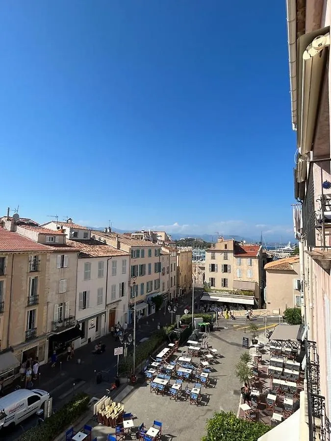 Duplex Vieille Ville Antibes Apartment