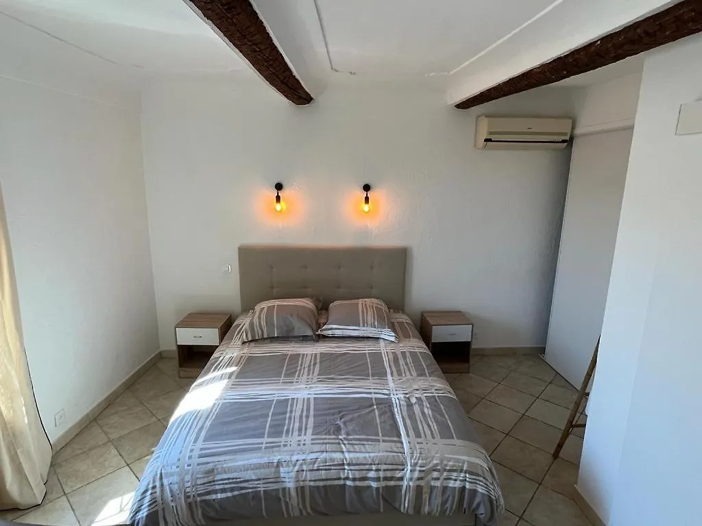 Apartment Duplex Vieille Ville Antibes