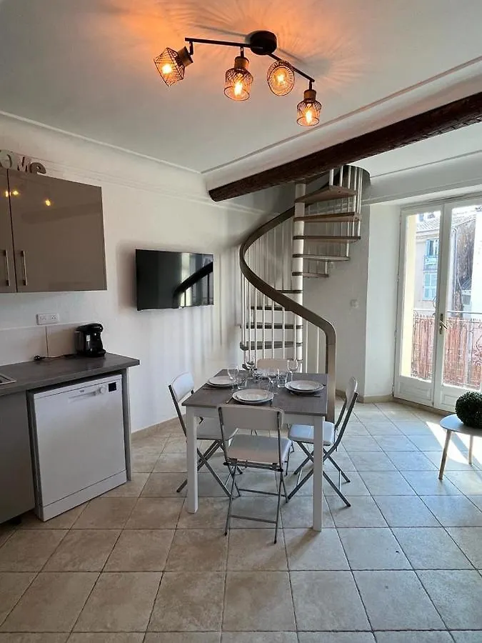 Apartment Duplex Vieille Ville Antibes