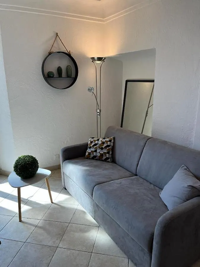 Duplex Vieille Ville Antibes Apartment